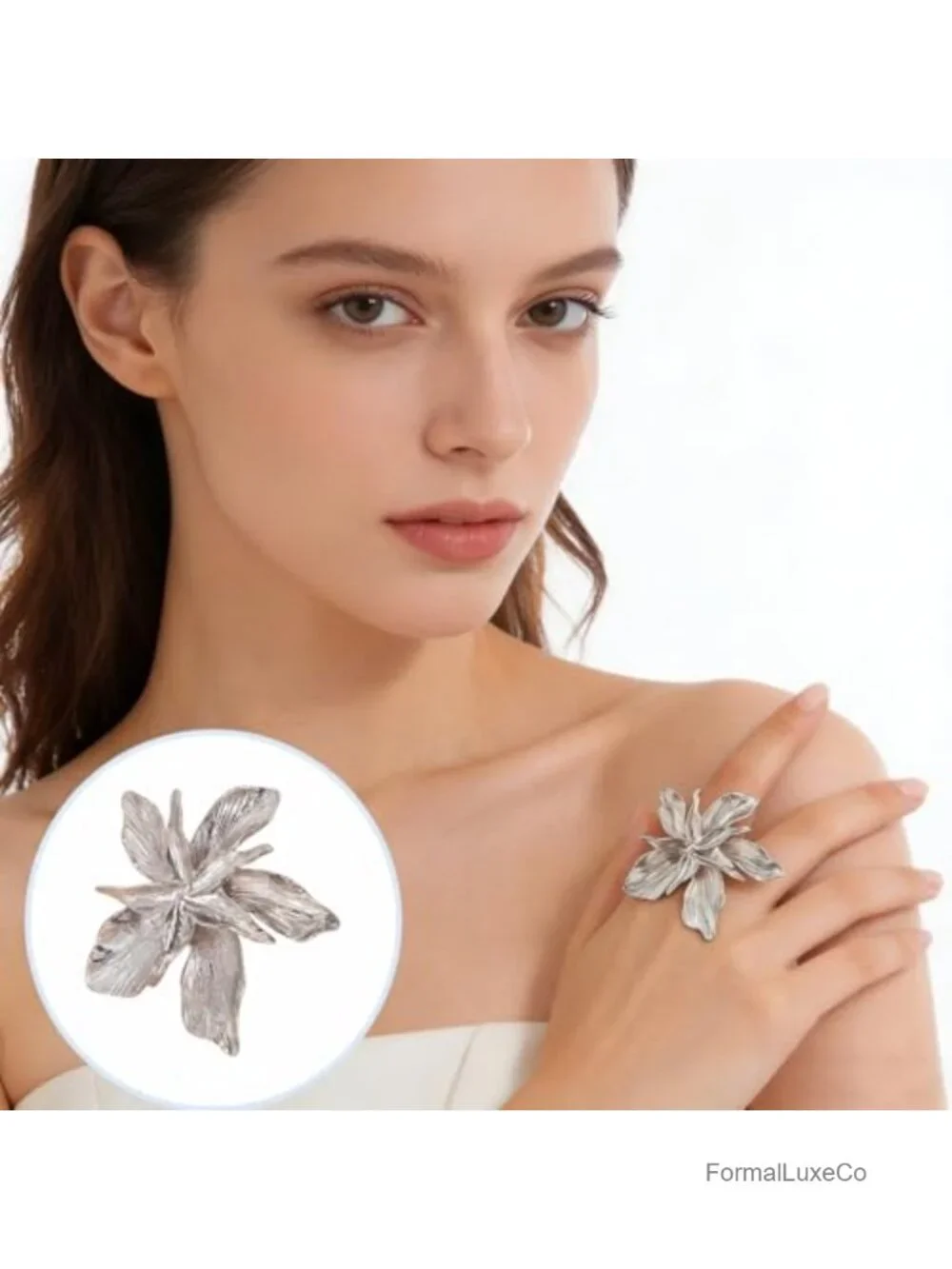 Large Chunky Flower Ring for Women, Statement Petal Ring, Unique Exaggerated